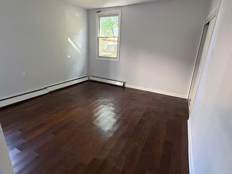 10 Rodwell Ave #4 — Photo 4