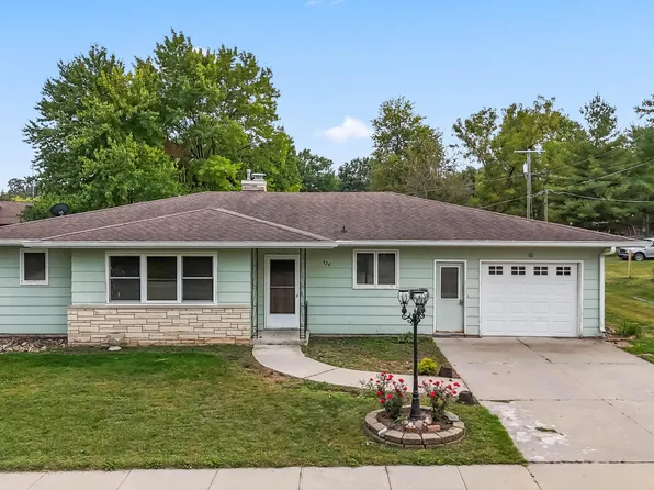 924 4th St, Story City, IA 50248