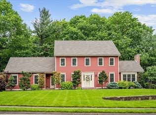 4 Round Table Rd, Shrewsbury, MA 01545