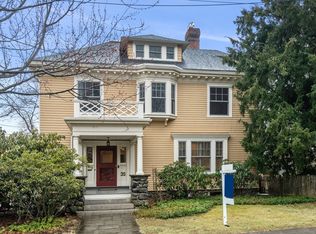 35 Hillside Ter, Belmont, MA 02478