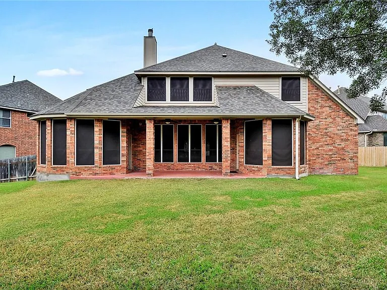 2814 Cool River Loop — Photo 36