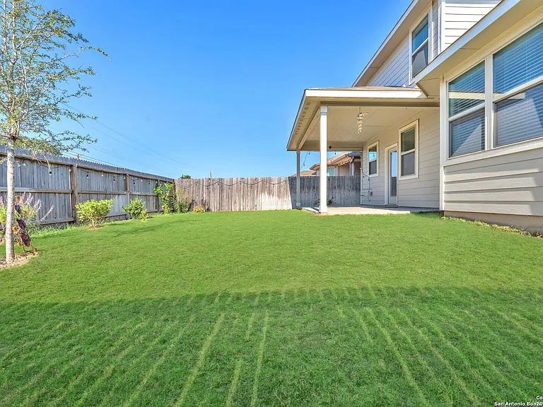 12918 Lilly Pass — Photo 32