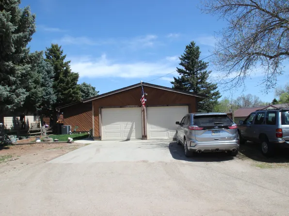 1929 Parker Ave, Sheridan, WY 82801
