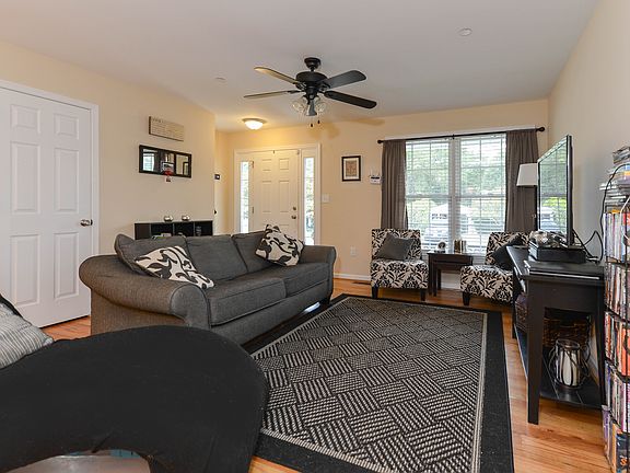 Open floorplan, whole house sprinkler system