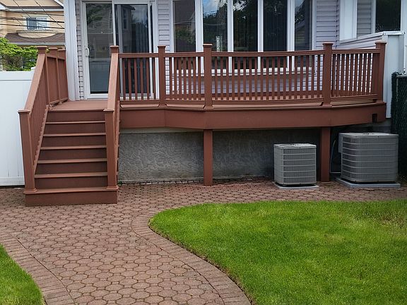 3rd image of 130 Seaview Ave