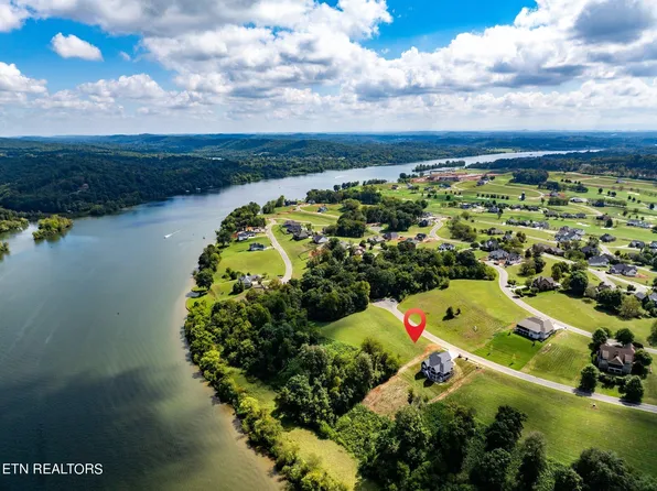 891 River Bank Trl, Loudon, TN 37774