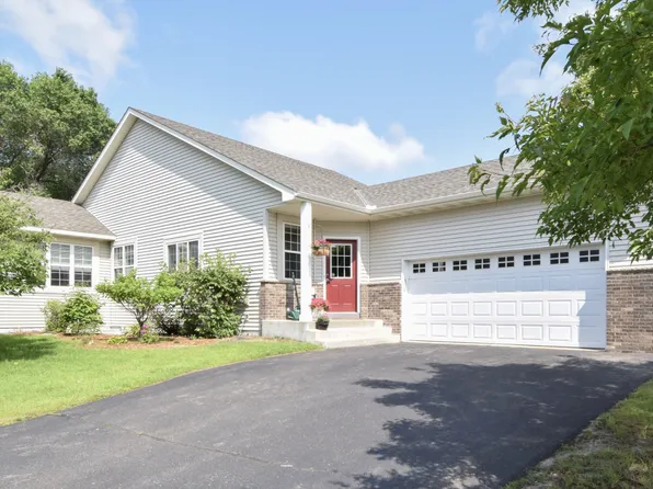 8545 Adair Cir N, Brooklyn Park, MN 55443