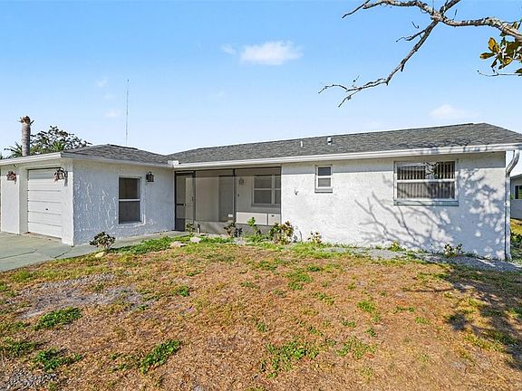 3rd image of 2217 Harrison Dr