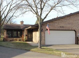 971 Yuma Ln N, Plymouth, MN 55447
