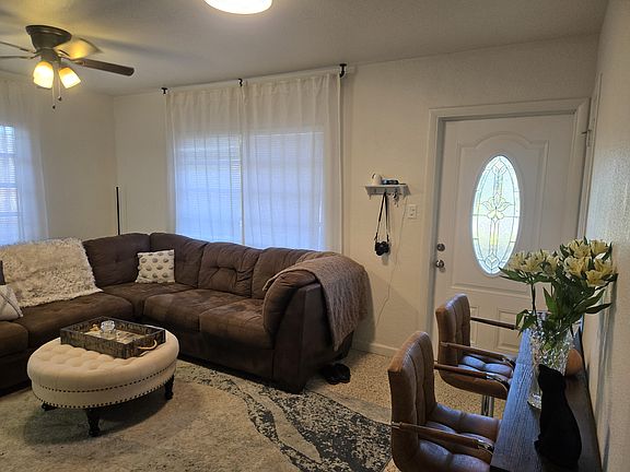 4th image of 810 Saragossa Ln
