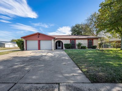 3501 Richardson Ct W, Fort Worth, TX, 76119