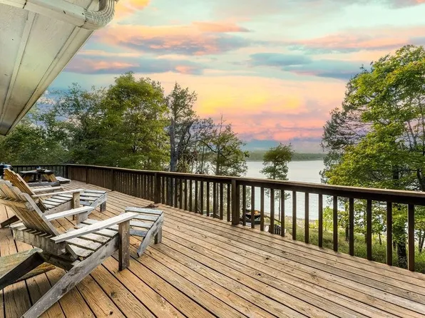 9211 Larue Rd, Rogers, AR 72756