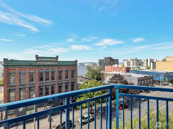 2414 1st Avenue #617, Seattle, WA 98121