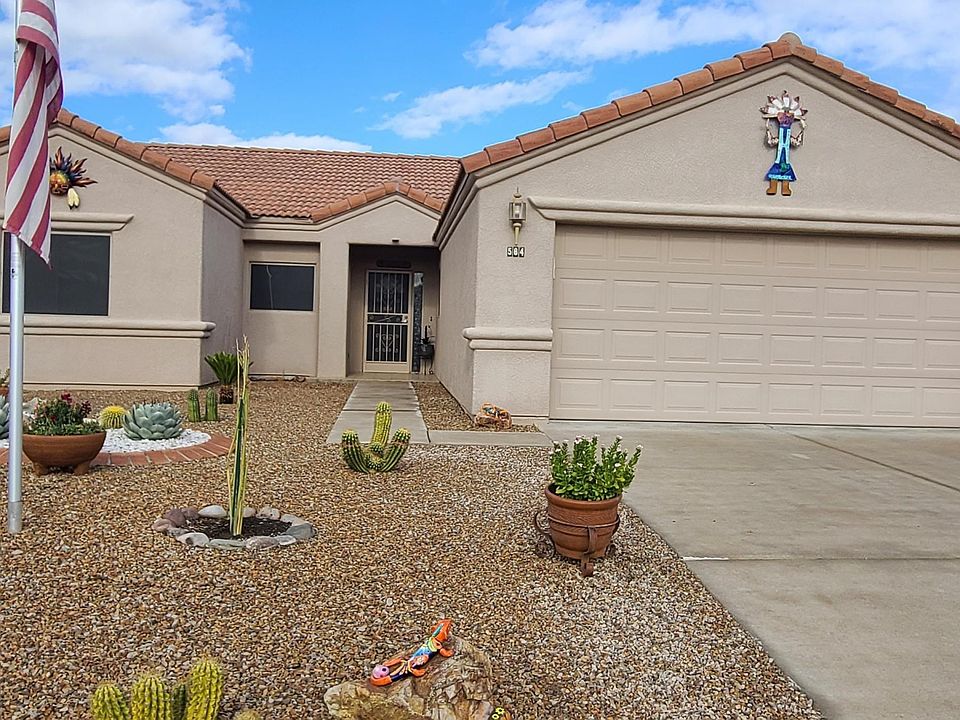 1st image of 584 W Links Ln