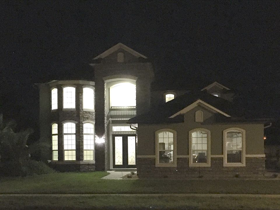 1st image of 25 Ninewells Ln