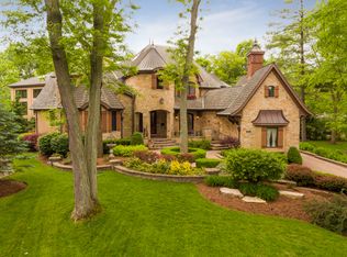 831 Diane Ln, Naperville, IL