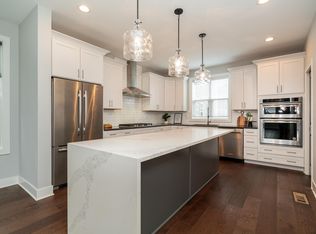 1204 N Grant Ave, Columbus, OH 43201