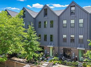 4017 Plaza Row Ct, Charlotte, NC 28205