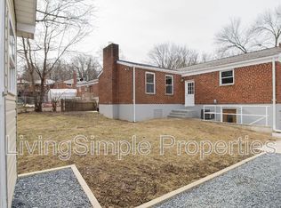 11437 Schuylkill Rd, Rockville, MD 20852