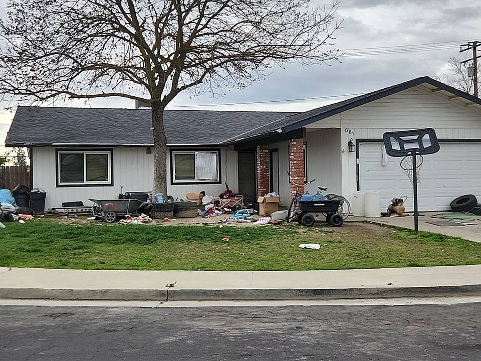 2nd image of 887 Clover Ln
