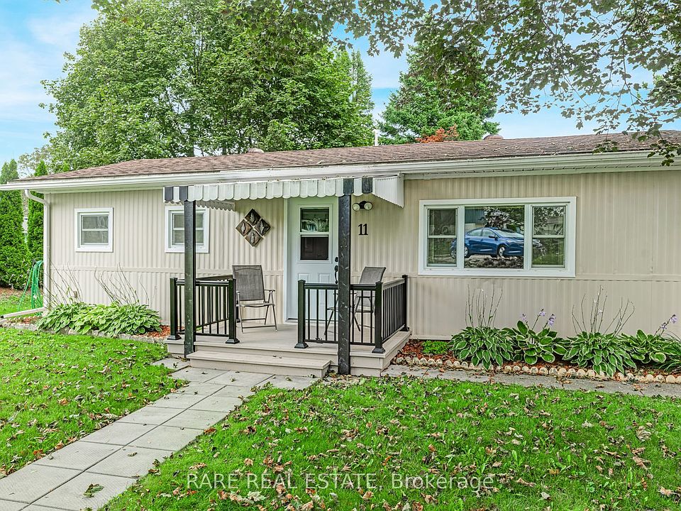 1st image of 11 Hawthorne Dr