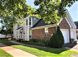 176 Aster Ct, Whitehouse Station, NJ 08889