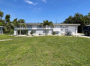 5221 York Ct, Cape Coral, FL 33904