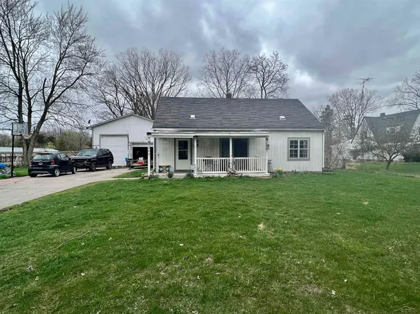8399 Lewis Rd, Mount Morris, MI 48458
