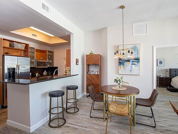 3rd image of 410 Evernia St APT 825