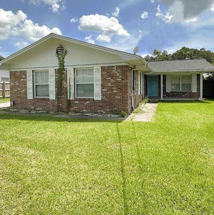 1st image of 8135 Imperial Dr