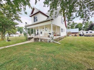 200 E Harvard St, Clay Center, NE 68933