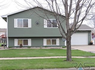 620 N Poplar Ave, Tea, SD 57064