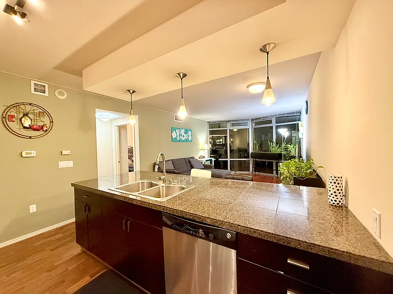 819 Virginia St #1009 — Photo 2