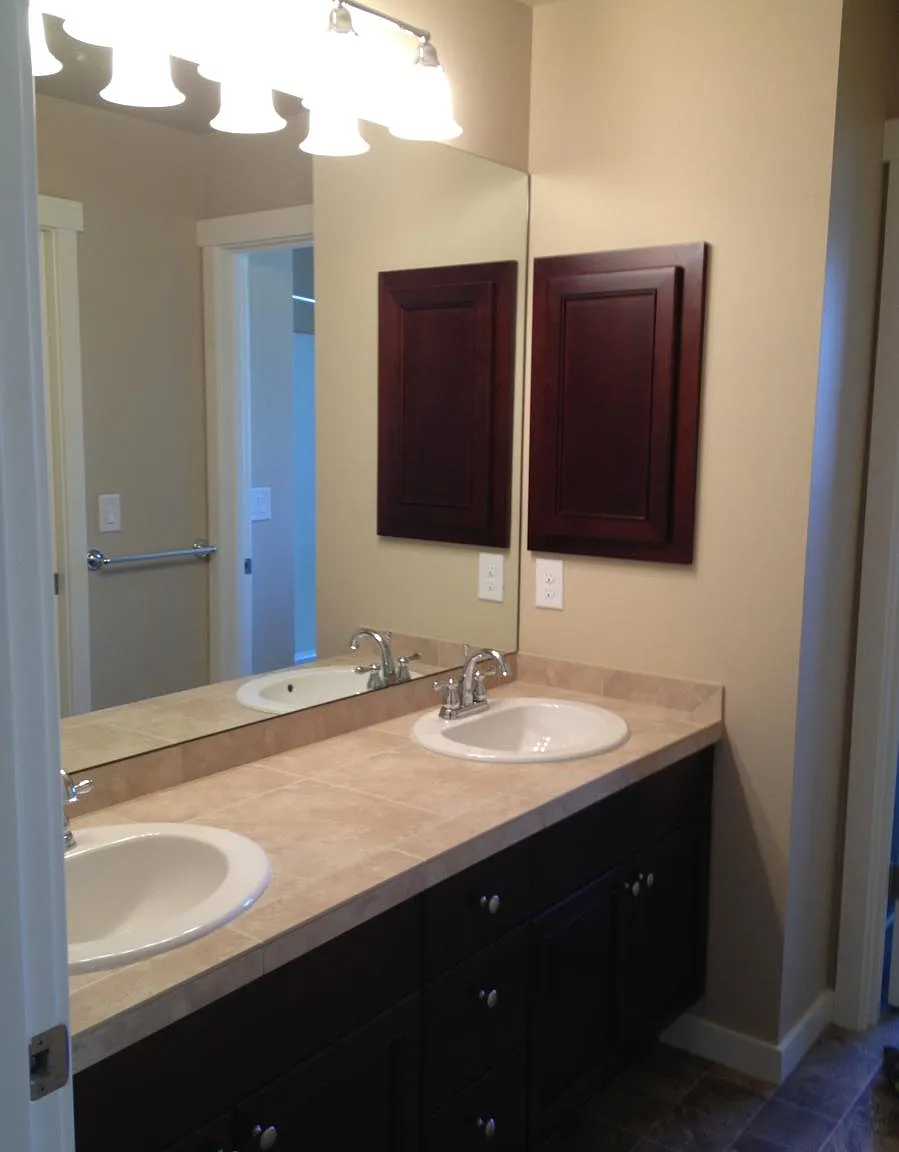 5 bed, 3298 sqft, $5,000 — Photo 4