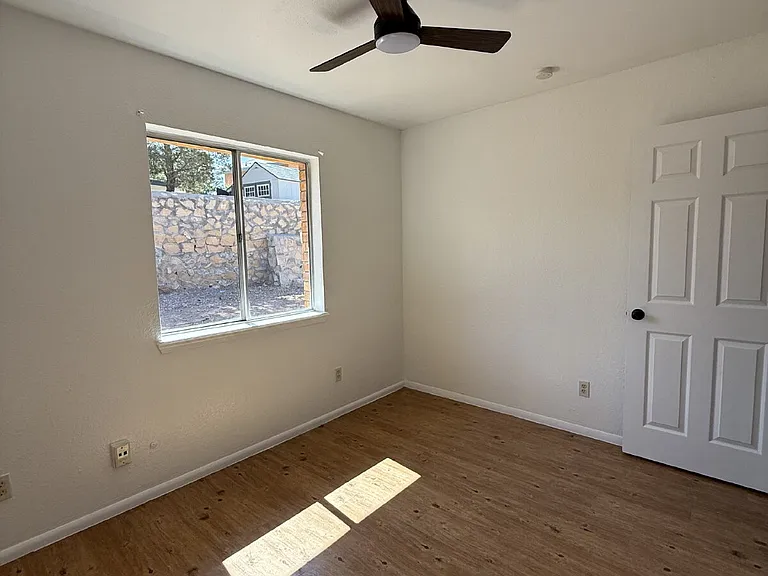1670 Jones Ln — Photo 27