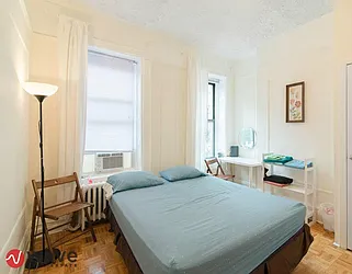 Rented by Wave Real Estate Group