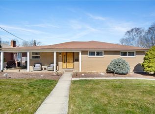 138 Longvue Dr, West Mifflin, PA 15122