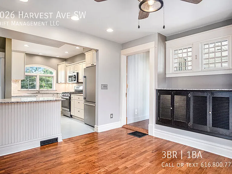 3026 Harvest Ave SW — Photo 7