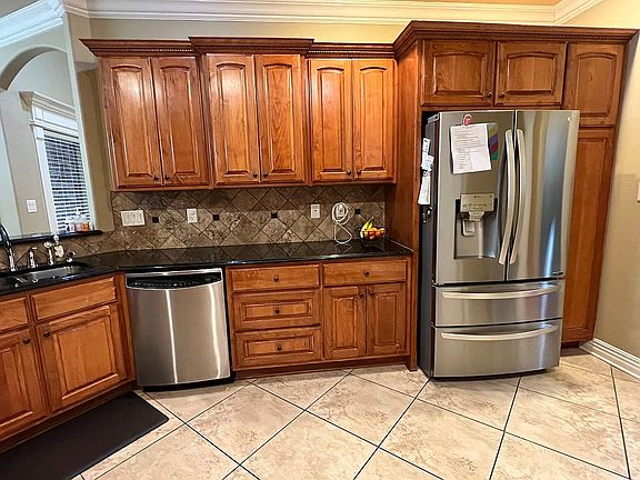 4th image of 13509 Foxfield Ln