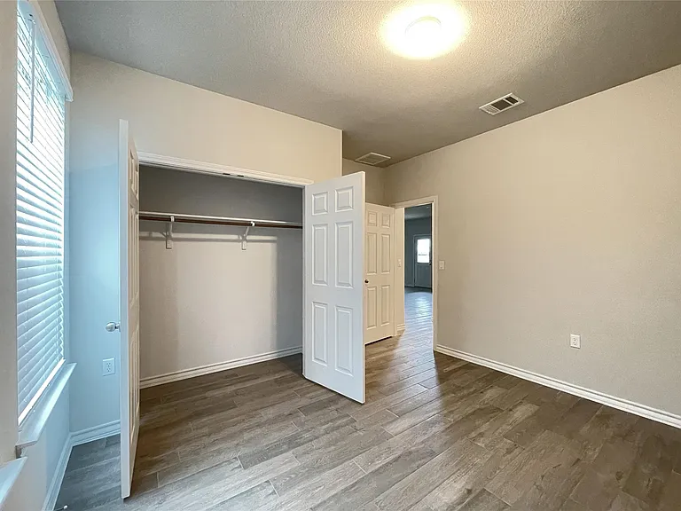 1603 Denesa Dr — Photo 10