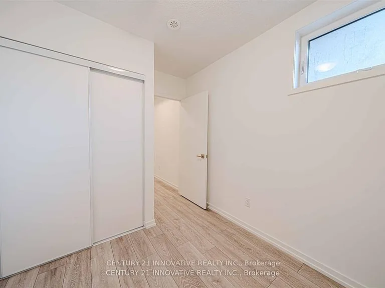 16 Lytham Green Cir #10 — Photo 39