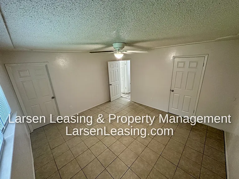 5845 Denise Dr — Photo 7
