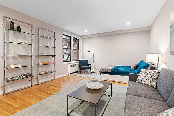 Sold by Level Group | media 2