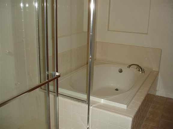 5th image of 2323 Amber Falls Dr