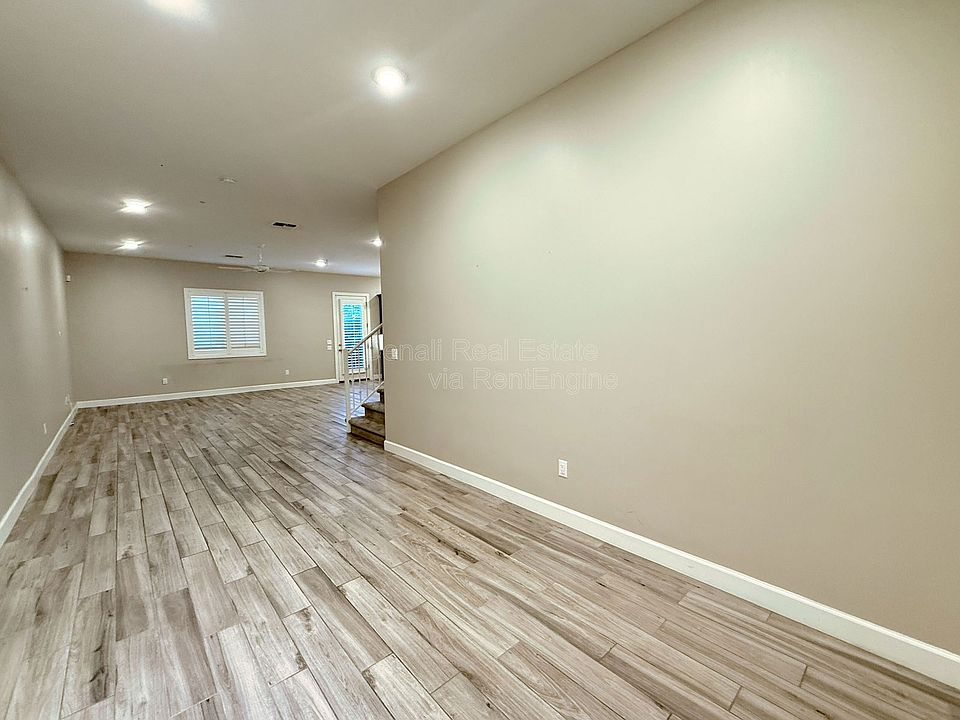 8976 N 8th Dr, Phoenix, AZ 85021 | Zillow