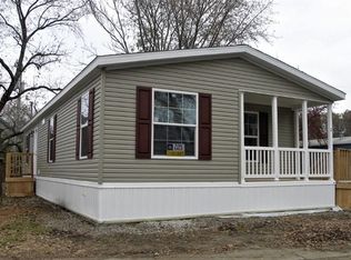 2 E Woodside Ter, Holland, OH 43528