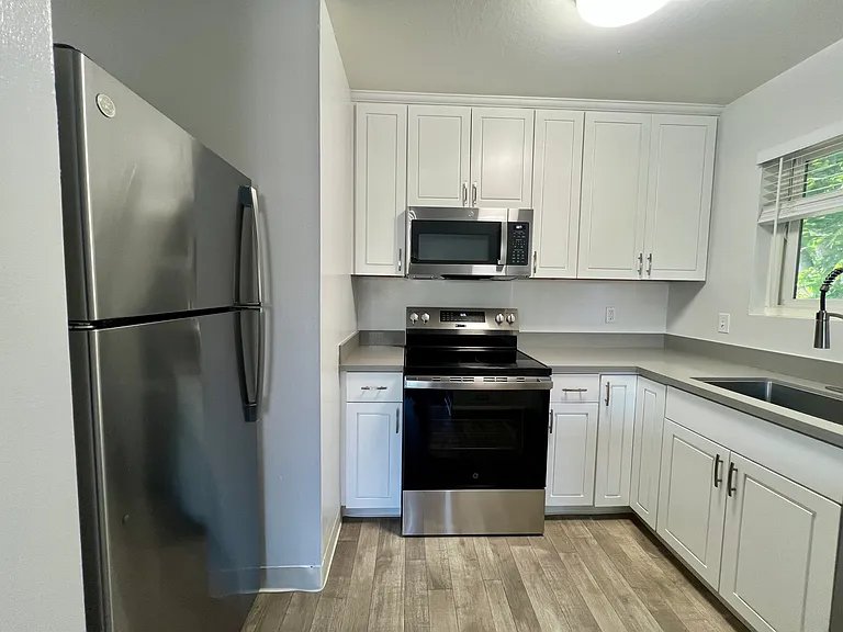 3439 Agate Dr #4 — Photo 2