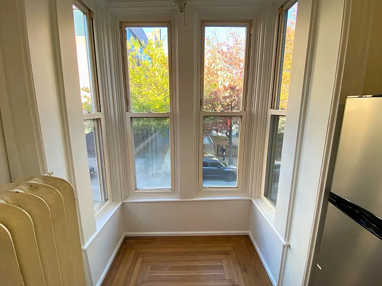 38 State St — Photo 10
