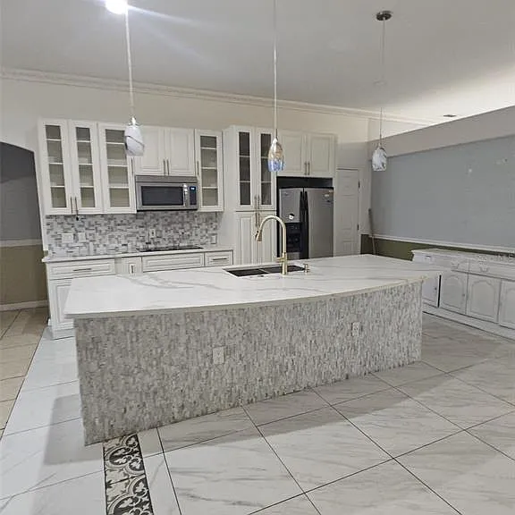 807 Massy Ct — Photo 5
