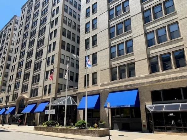 780 S Federal St APT 303, Chicago, IL 60605
